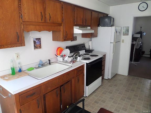 5th image of 103 W Main St #4