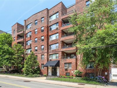 325 Main Street #2H, White Plains, NY, 10601