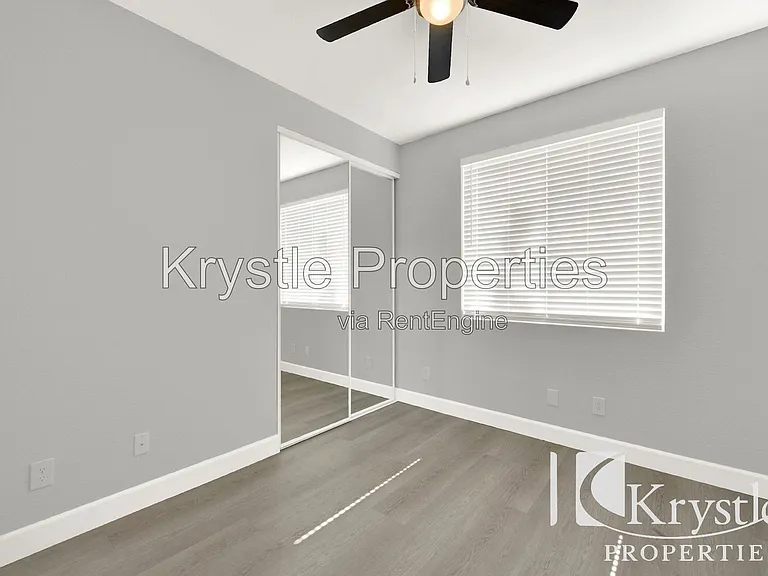 824 Cedarcrest Dr — Photo 18