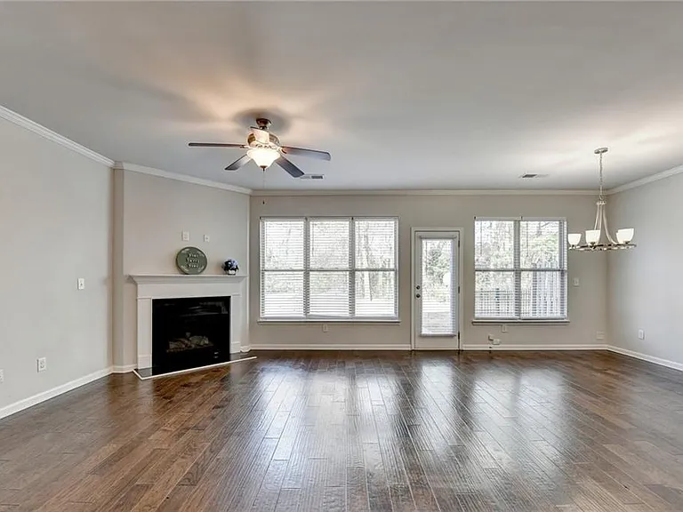5535 Lightheart Ct — Photo 17