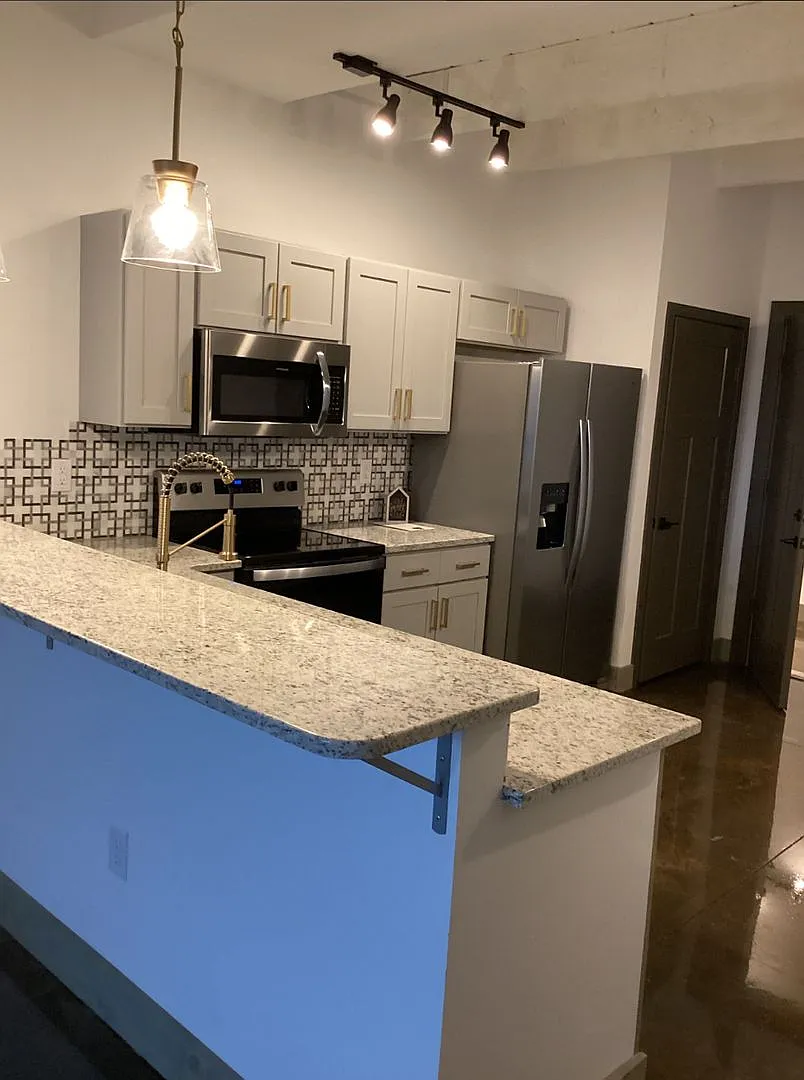2 bedroom Luxury Apartments in Downtown Hanover, PA — Photo 1