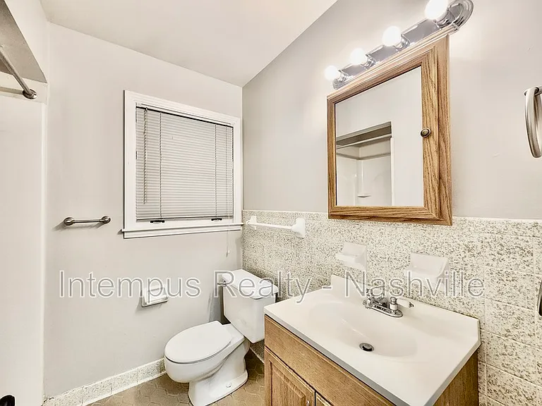 8124 Devens Dr — Photo 24