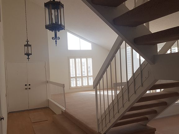 Into Living Room from Family Room