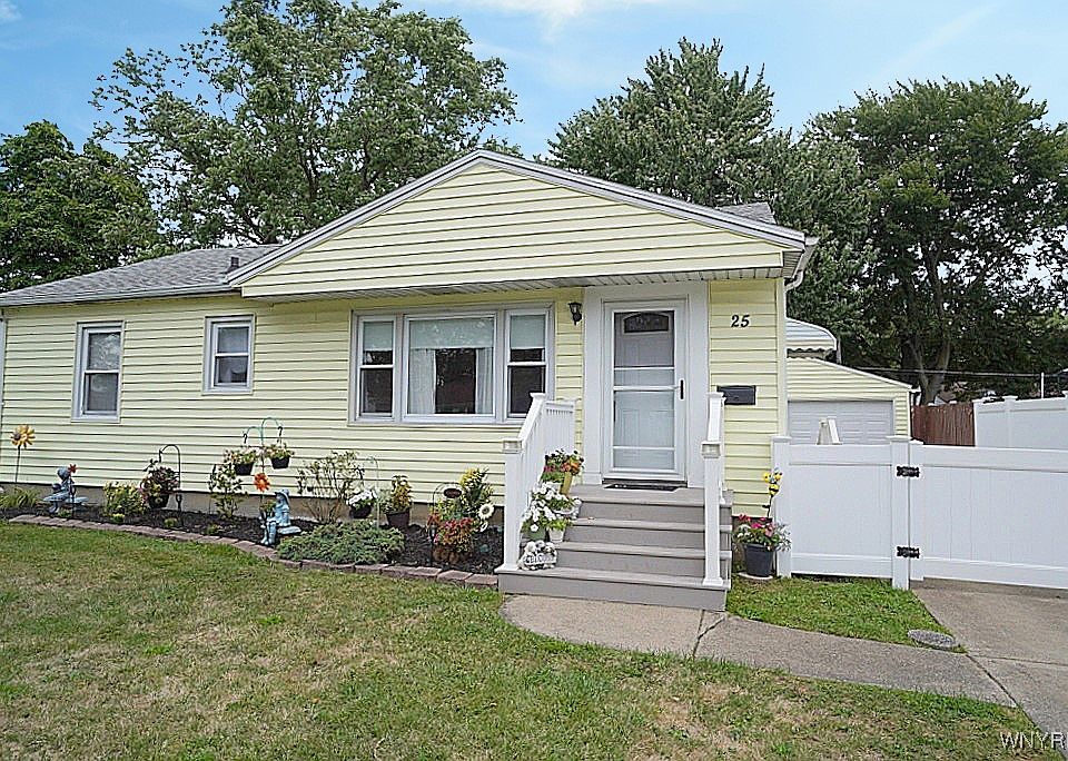 1st image of 25 Bellinger Dr