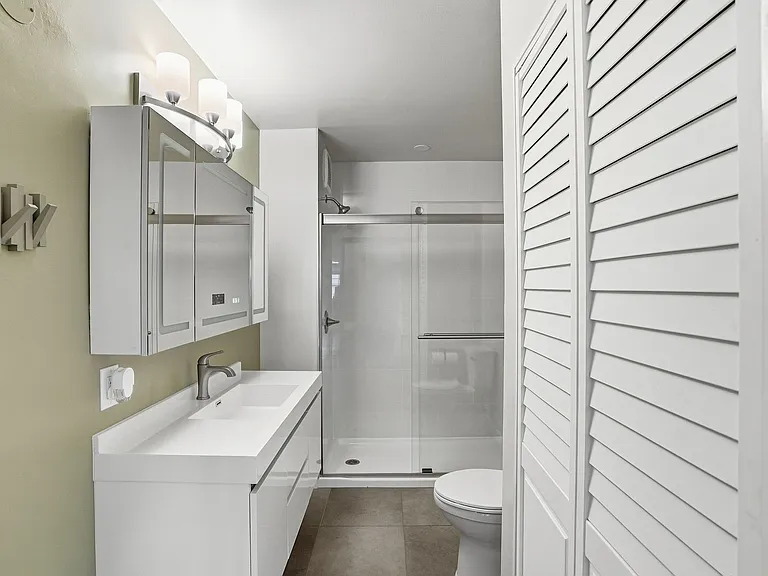 405 Bellevue Ave — Photo 21