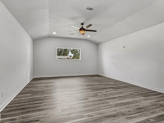 2nd image of 3416 County Road 912