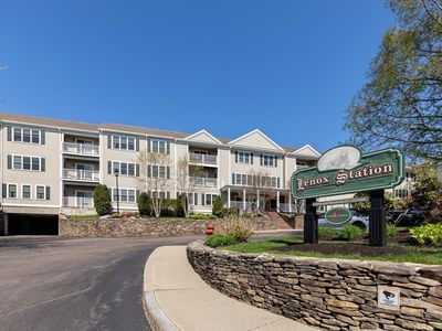 1 Lenox St APT 303, Norwood, MA, 02062