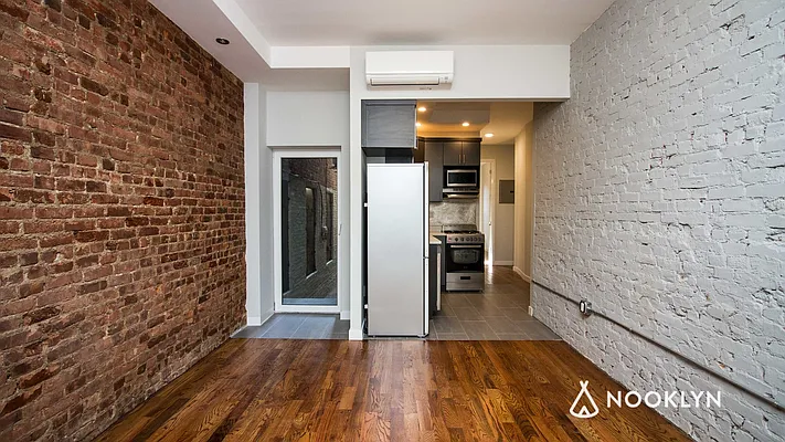 Rented by Nooklyn NYC LLC | media 16