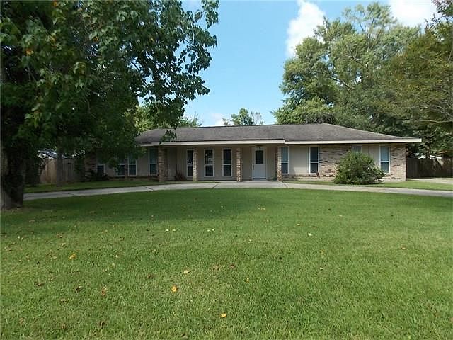 1st image of 125 Royal Oak Dr