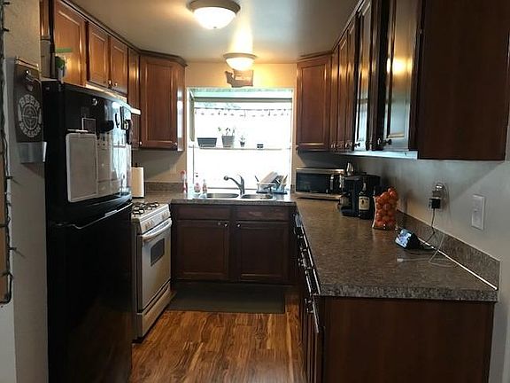 4th image of 9012 Winona St SW Unit A