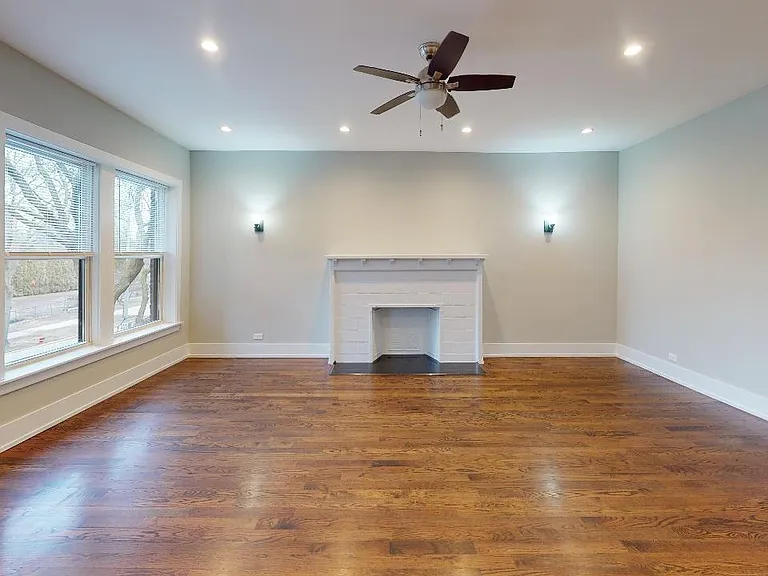1027 E Hyde Park Blvd #1 — Photo 7