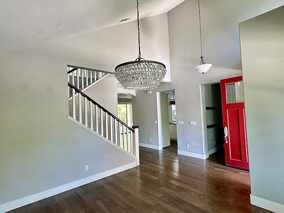 5th image of 4521 Blue Oak Pl