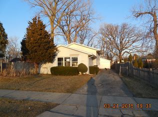609 N Public Service Ave, Waukegan, IL 60085