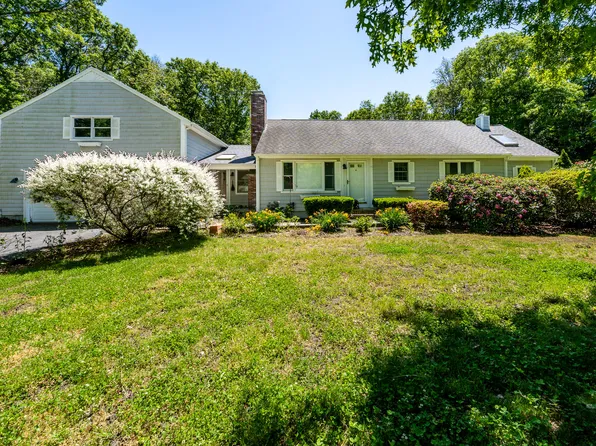 1529 Race Lane, Marstons Mills, MA 02648
