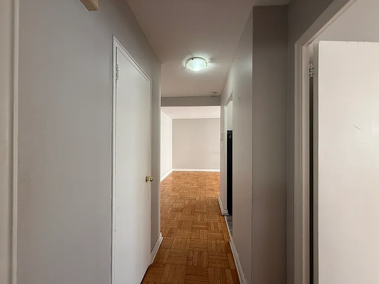 420 Eglinton Ave E #406 — Photo 11