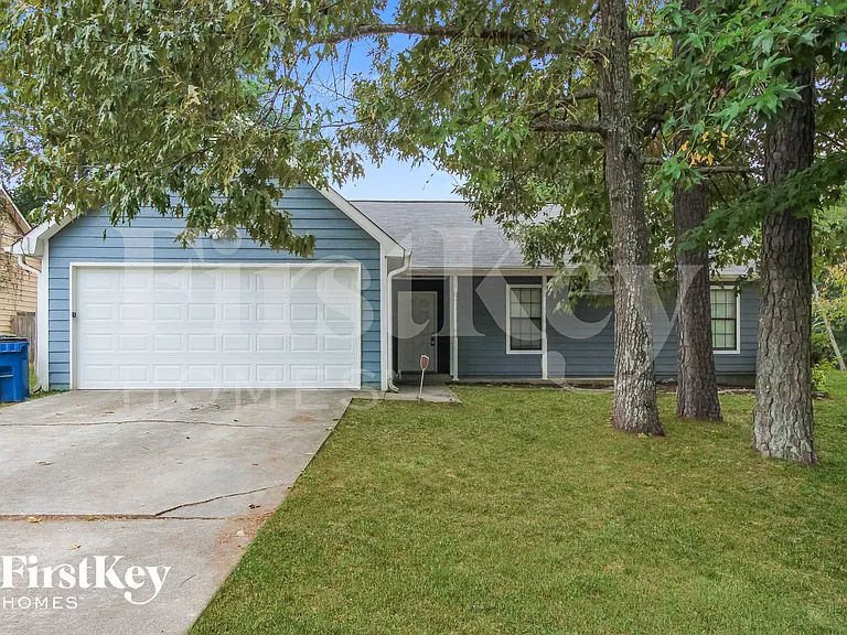 1207 Iron Gate Blvd — Photo 1