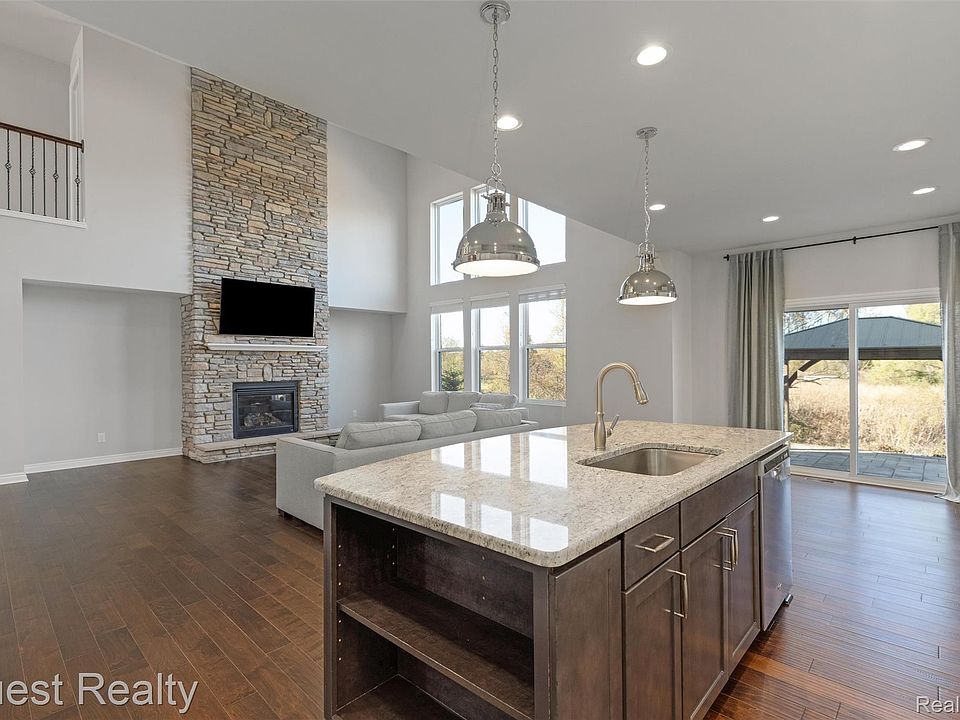 22461 Arcadia Blfs, photo 17