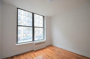 Rented by CITY SKYLINE REALTY INC