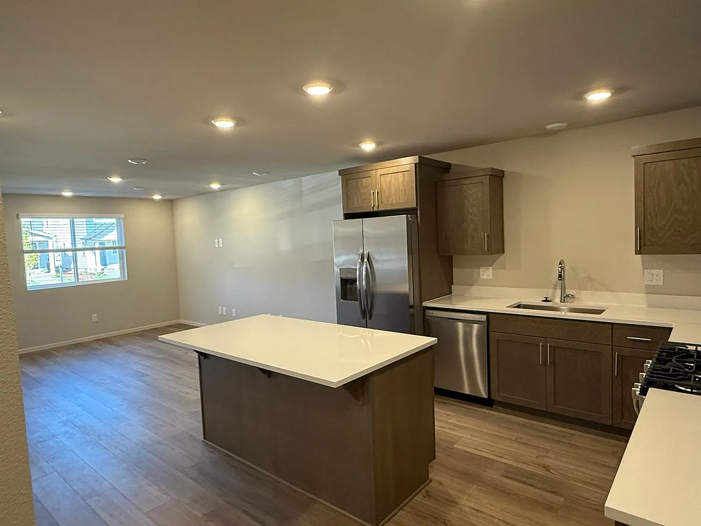 New Construction - Modern 3 Bedroom Townhome in Prime location!! — Photo 3