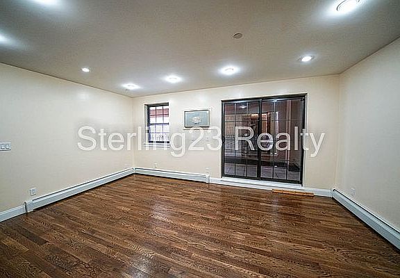 3rd image of 3113 23rd St #4