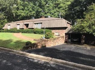 6022 Lakemont Dr, Roanoke, VA 24018