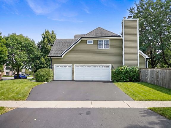 2nd image of 2404 Bainbridge Blvd