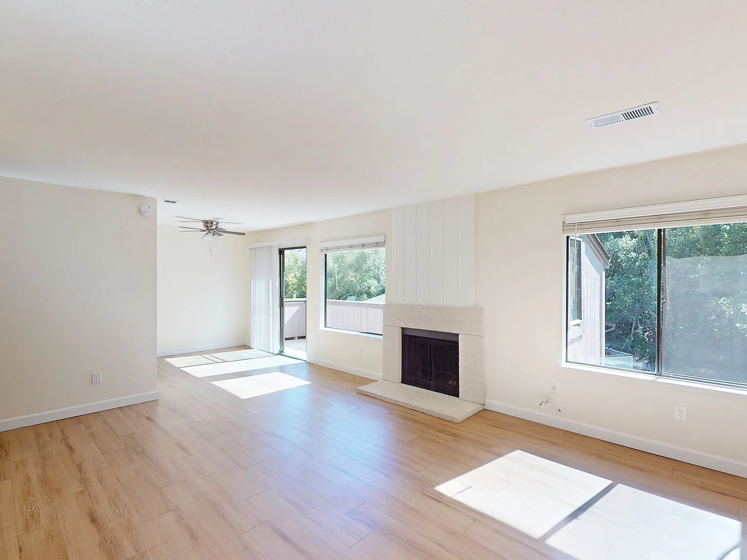 Spacious Novato 2BR/1.5BA with Pool Access, Parking Included & Pet Friendly! — Photo 1