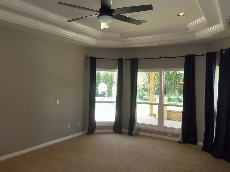 3909 Mitchell Cv — Photo 24