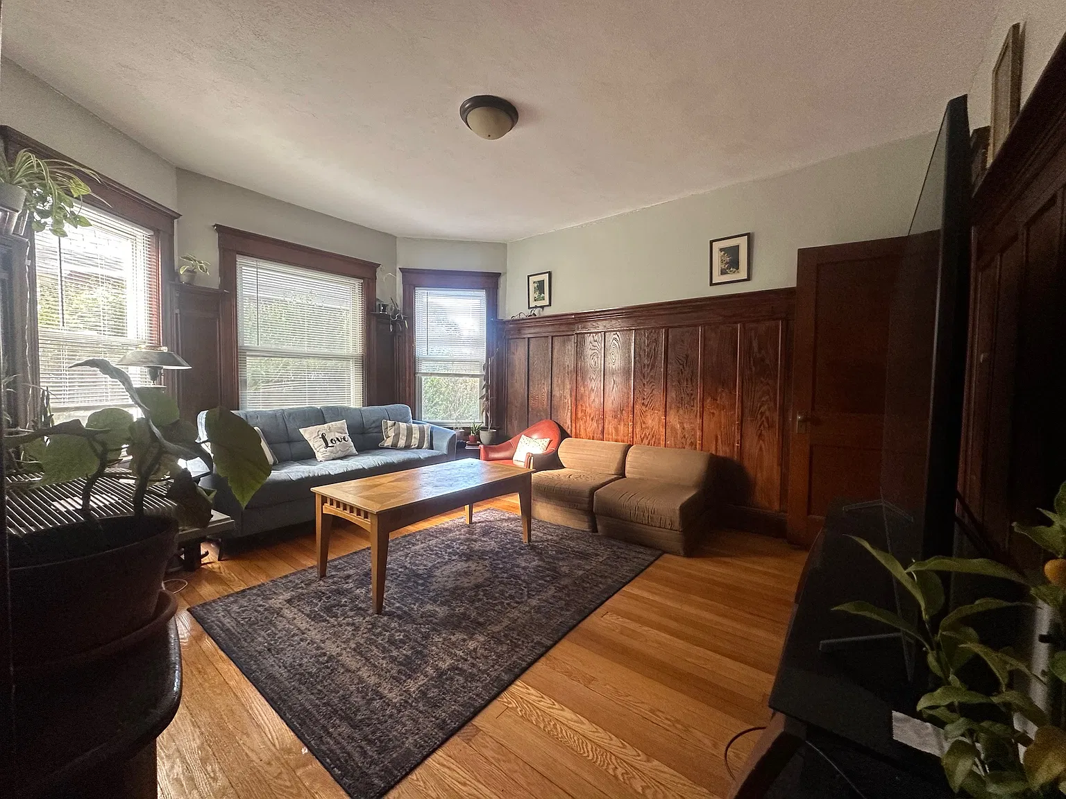 3 bed, $3,500 — Photo 2