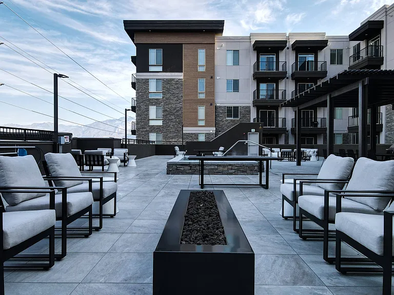 Roofop Deck with Hot Tub, Firepit, and Grilling Station