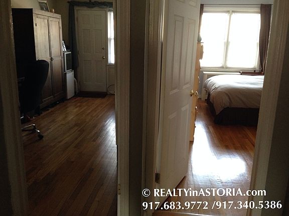 5th image of 2136 Steinway St APT 2