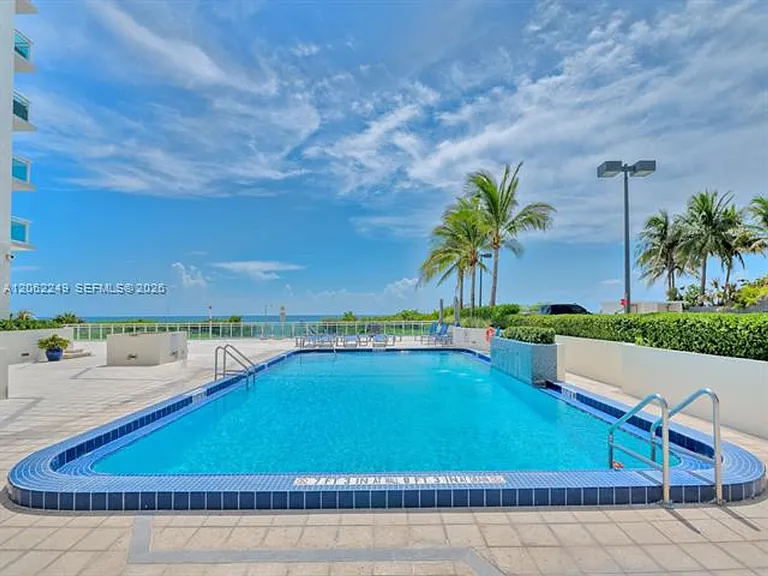 6917 Collins Avenue Cu #815 — Photo 21