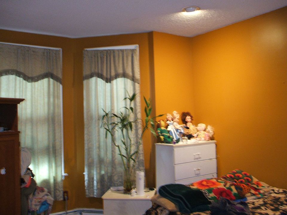 2nd image of 404 59th St