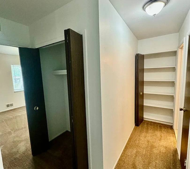 2712 Golfside Rd #108