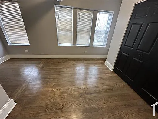 5758 S Green St — Photo 5