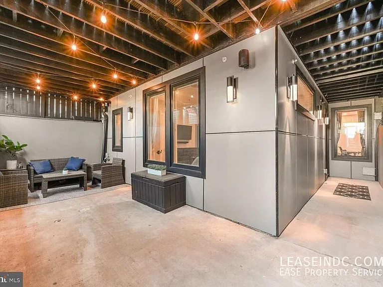 1317 Randolph St NW #1 — Photo 2