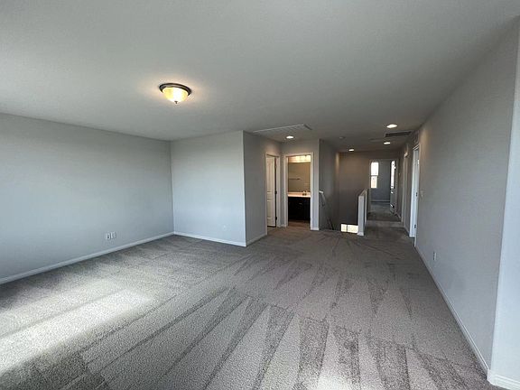 5th image of 5853 Steinbeck Dr