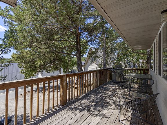 2nd image of 152 Deep Water Circle