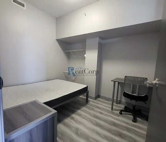 275 Larch St #1 — Photo 9