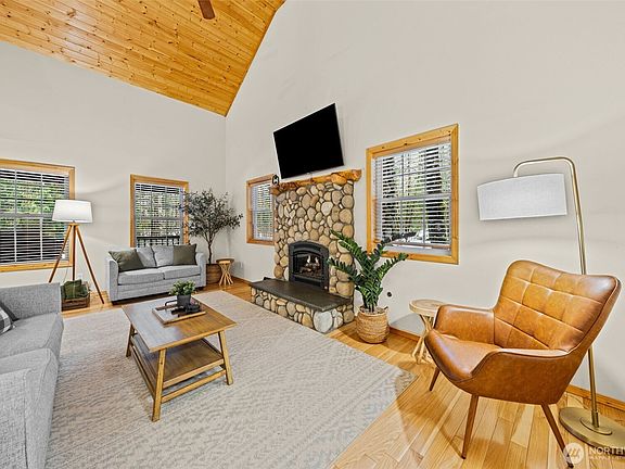 5th image of 12808 698th Avenue NE