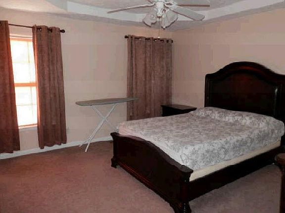 5th image of 3421 Harbor Hill Pl
