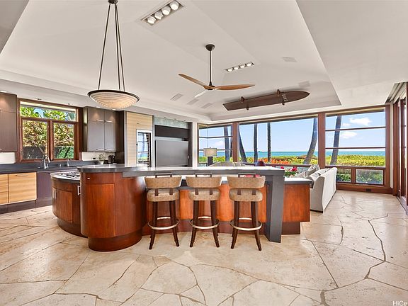 5th image of 396 Dune Cir