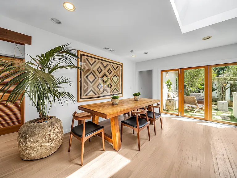 7844 Stewart Ave — Photo 13