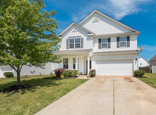 13710 Fairplains Ct, Charlotte, NC 28278