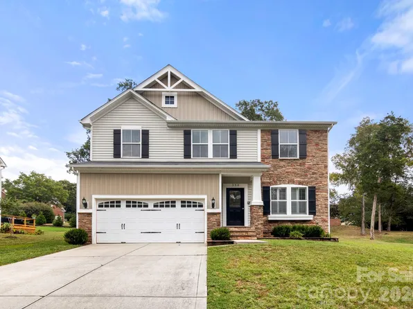 338 Lorraine Rd, Fort Mill, SC 29708
