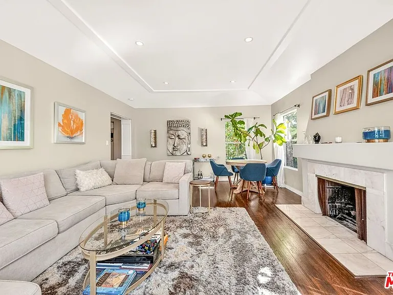 9928 Robbins Dr — Photo 4