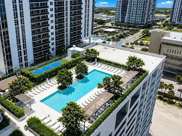 1400 Biscayne Blvd #3401 — Photo 31