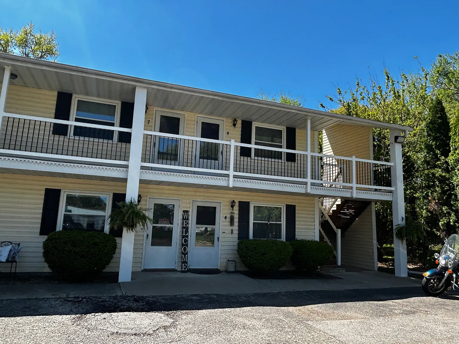 1 bed, 700 sqft, $799 — Photo 2