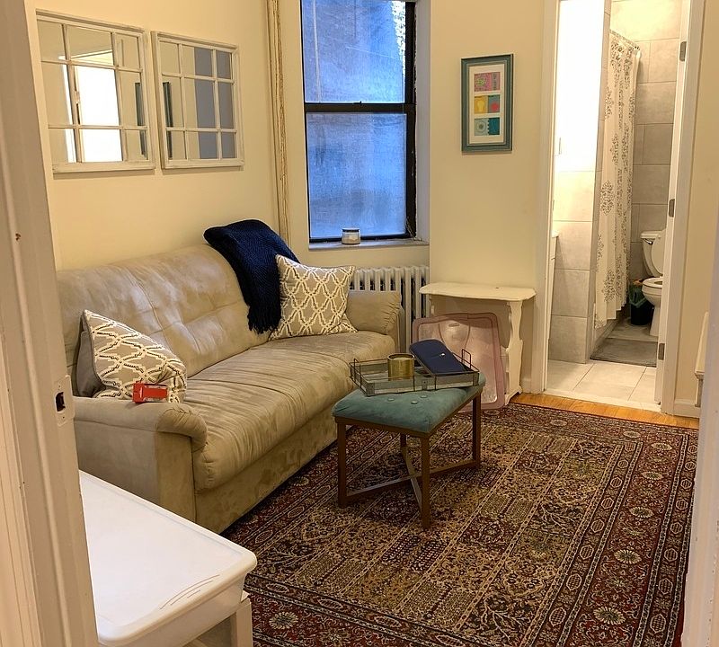 1st image of 405 E 90th St APT 3A