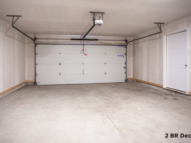 Grand Valley Townhomes — Photo 21